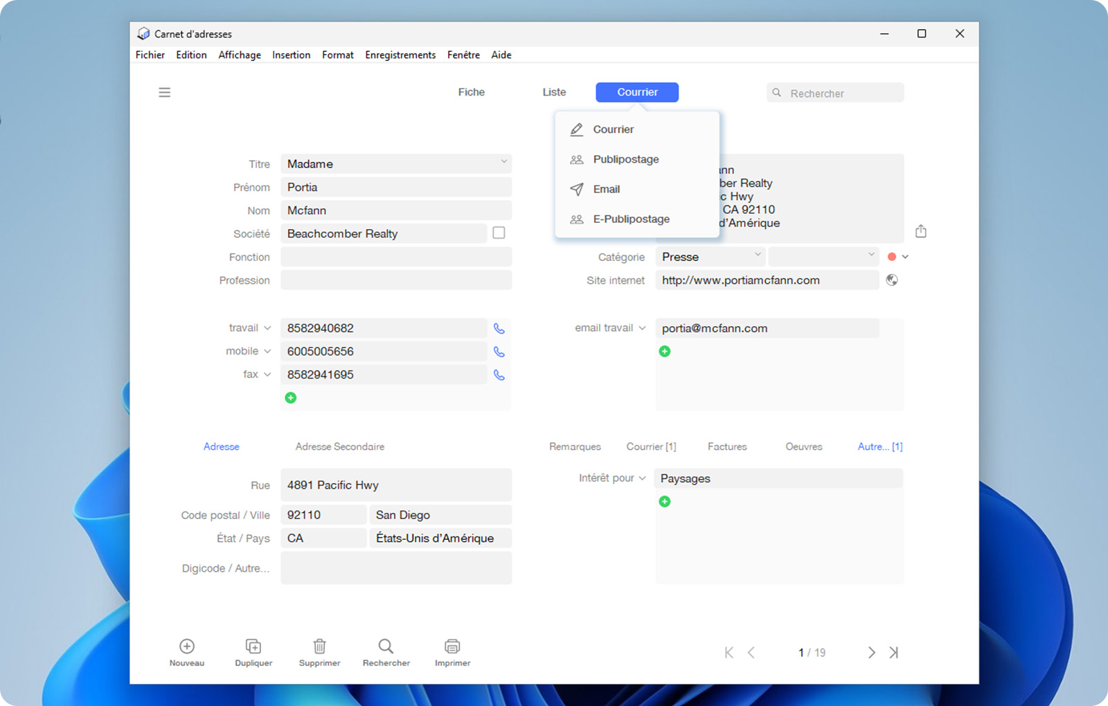 vBook v5 - Contacts - Windows